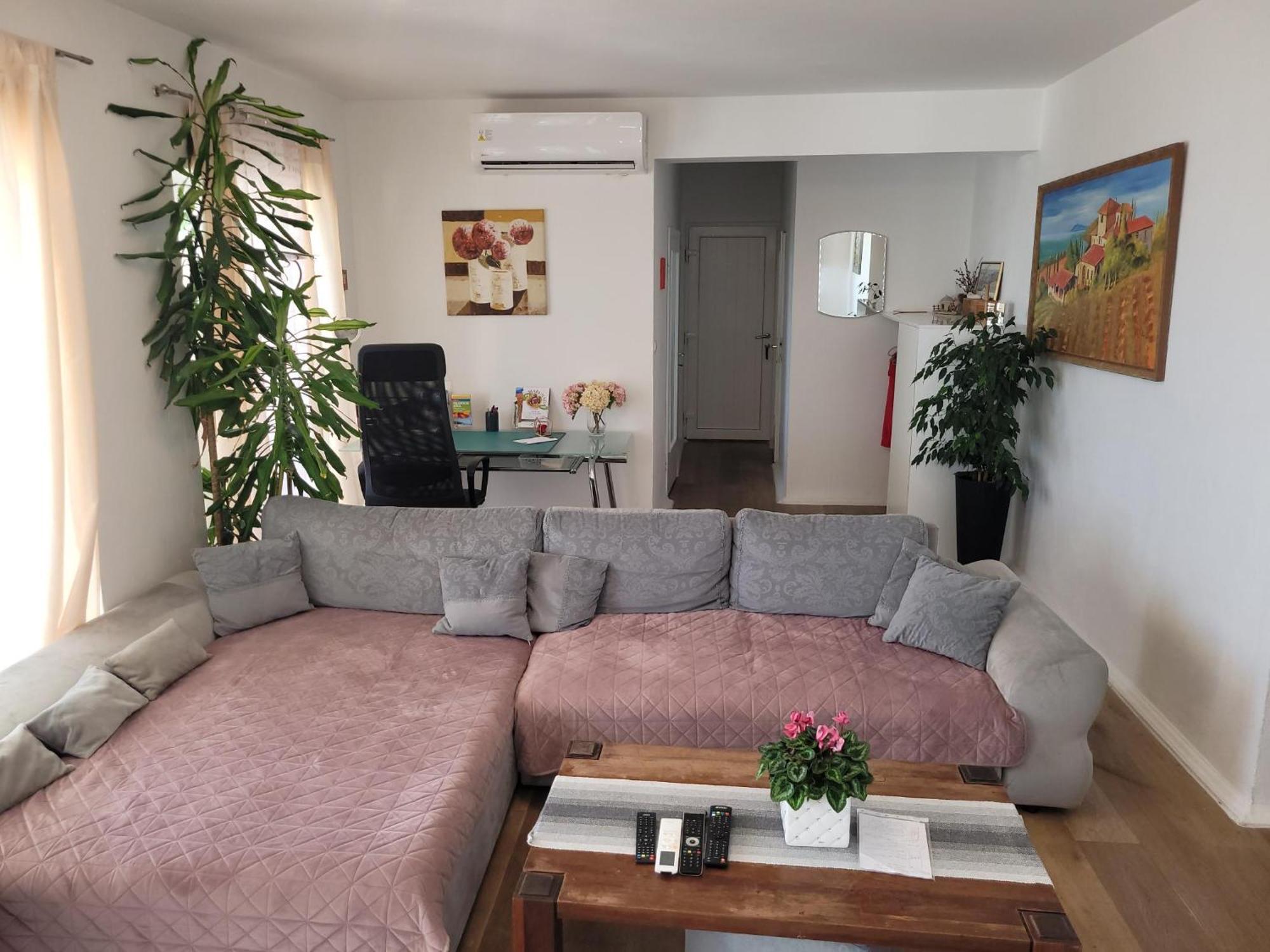 Apartments Chiara Mit Meerblick Und Pool Und Jacuzzi 로브란 외부 사진