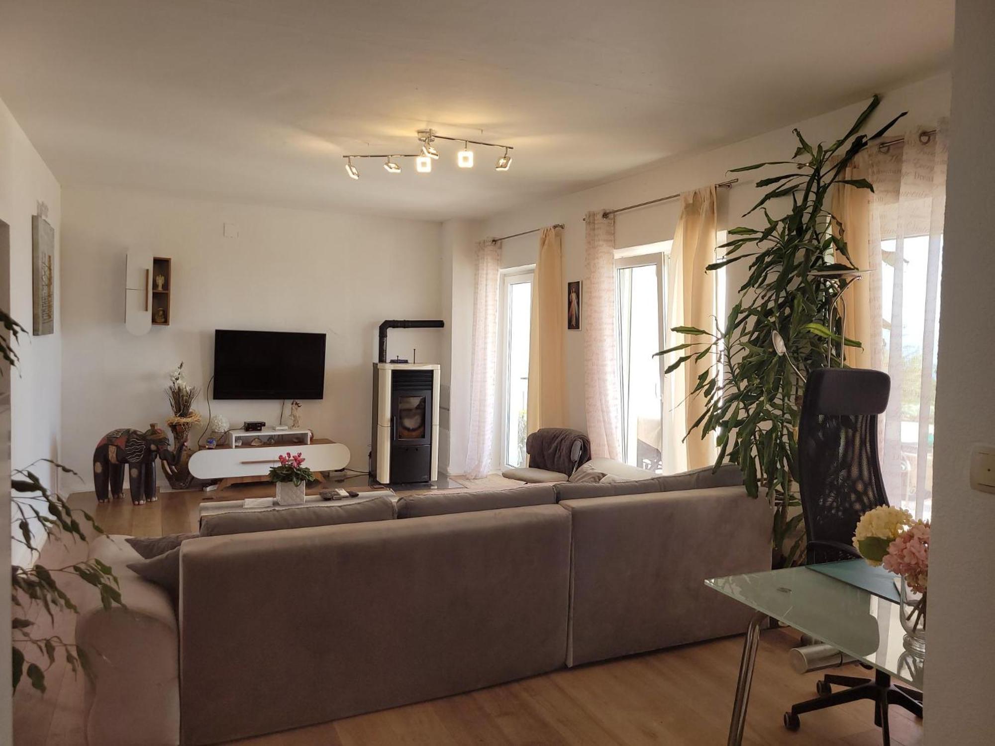 Apartments Chiara Mit Meerblick Und Pool Und Jacuzzi 로브란 외부 사진